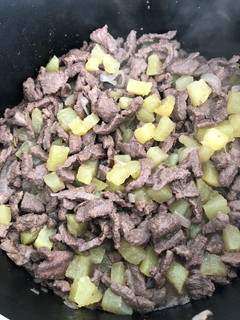 A picture of Steak with Potatoes (Perfect for Tacos).