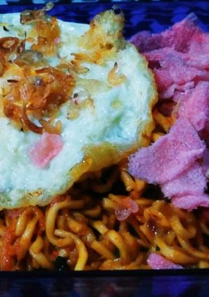 Foto resep 1. Mitego (mie telur goreng)