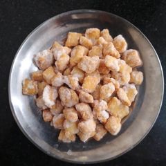 A picture of Khurme.