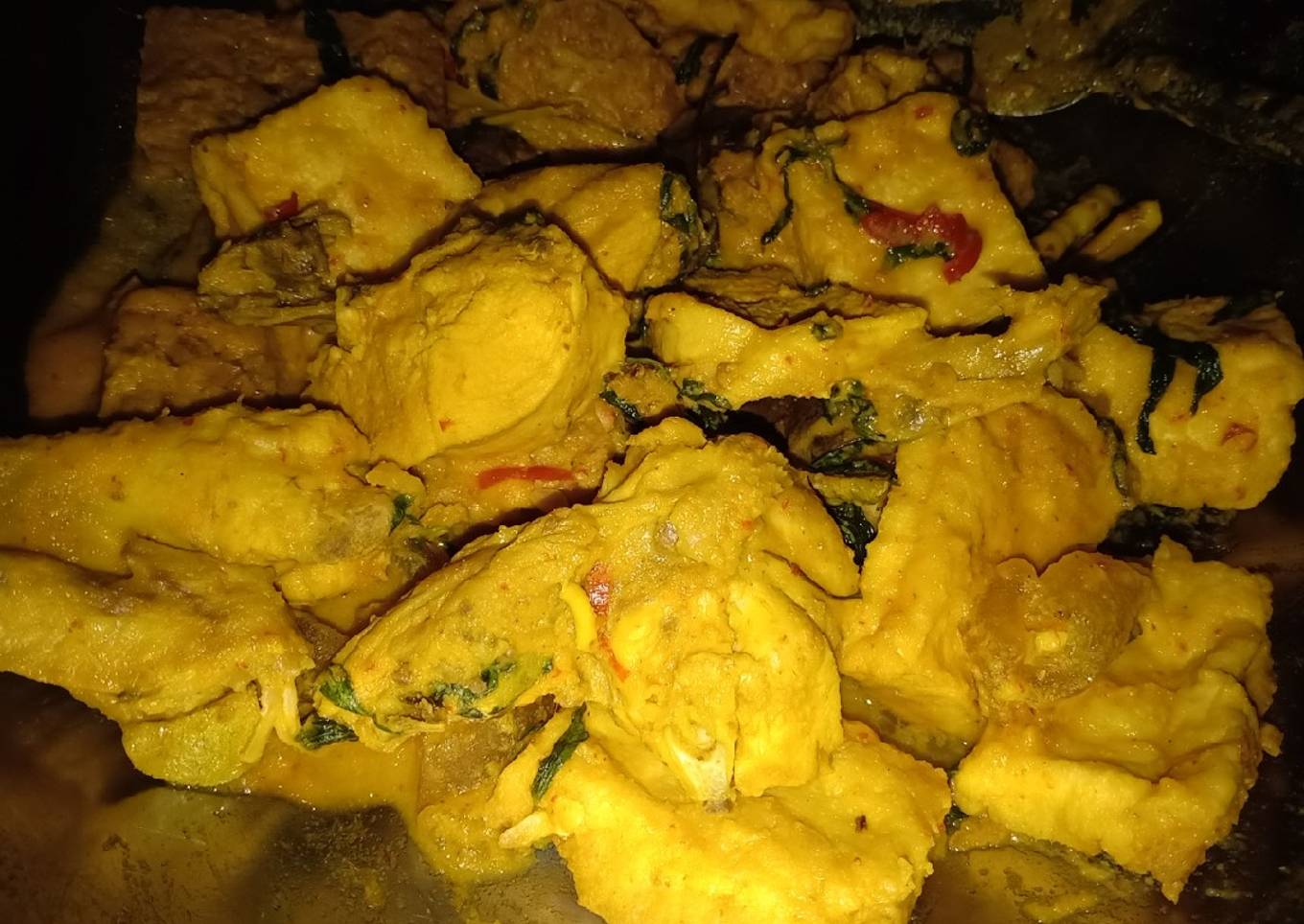 Rica-rica Komplit (Ayam, Tahu, Tempe, Telur)