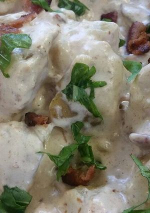 A picture of Cranberry-Basil-Bacon Taters .