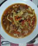 Cazuela con fideos caseros