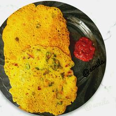 A picture of Besan chilla.