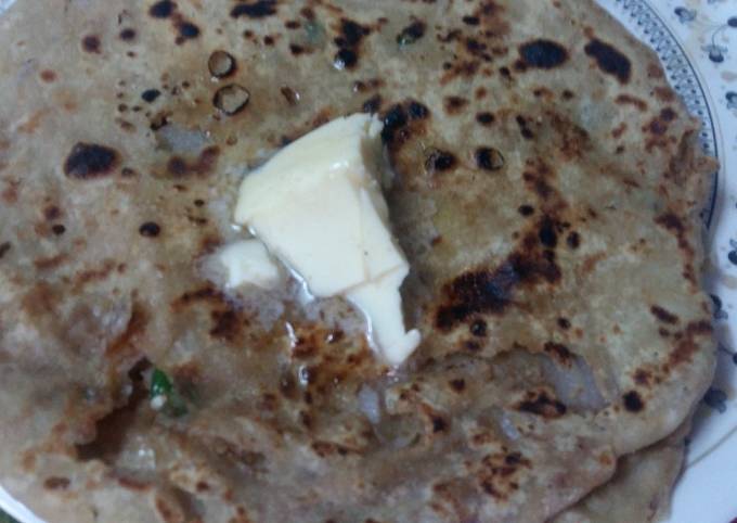 Aloo pyaaj paratha