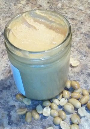 A picture of Homemade peanut butter.