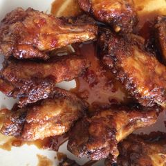 A picture of Double Sauce Wings.