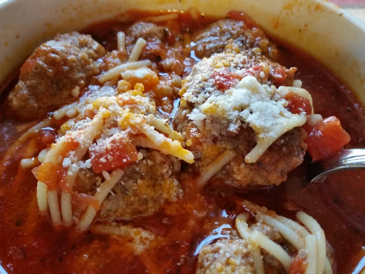 Recipe Spaghetti and Meatball Soup the Can Spoil the Tongue So Delicious