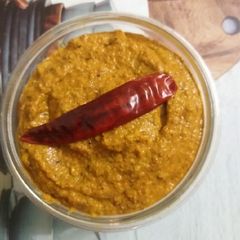 A picture of Bottlegourd Sesame chutney.