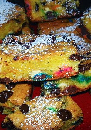 A picture of Lemon Cookie Bars.
