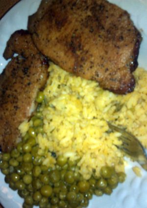 A picture of Baked Pork loin with broccoli rice au gratin.