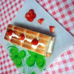 Simple Strawberry Mille Fueille A picture of Simple Strawberry Mille Fueille.