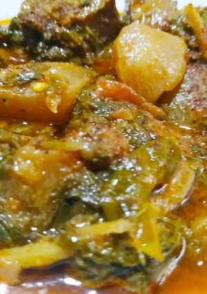 A picture of Shaljum palak gosht.
