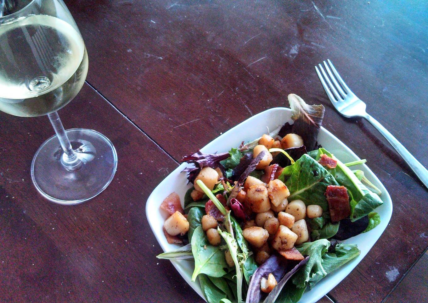 Bacon Cooked Scallop Salad