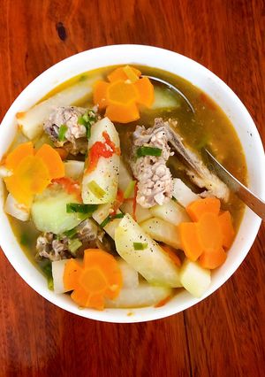 Hình của món Canh su hào nấu xương 🤪.