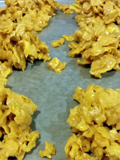 A picture of Cornflake candy.