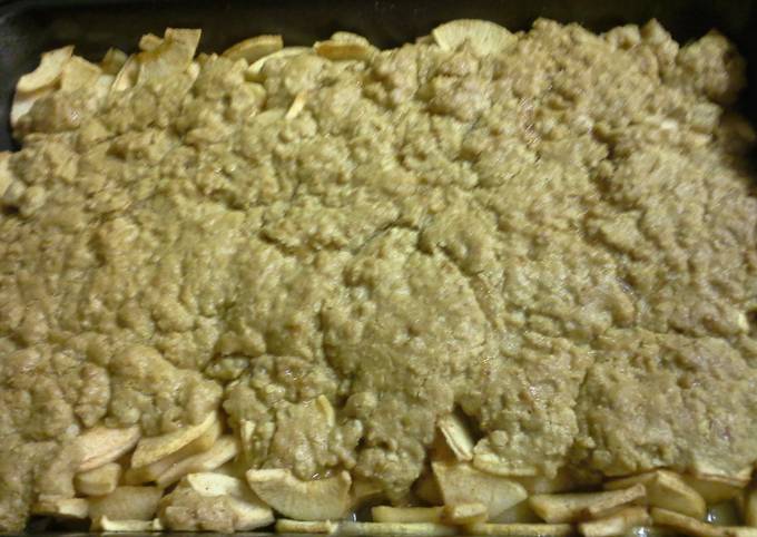 Step-by-Step Guide to Prepare Favorite Apple Crunch for List of Food