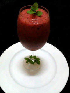 A picture of Ladybirds Refreshing Fruit Smoothy ..