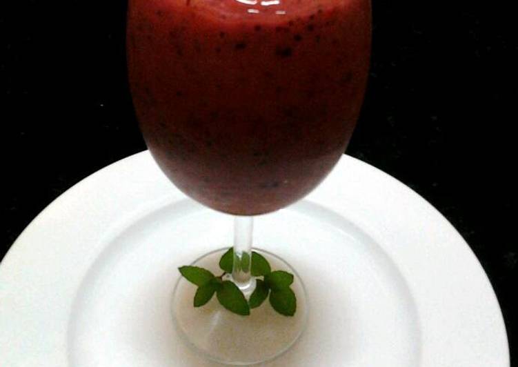 How to Make Any-night-of-the-week Ladybirds Refreshing Fruit Smoothy .