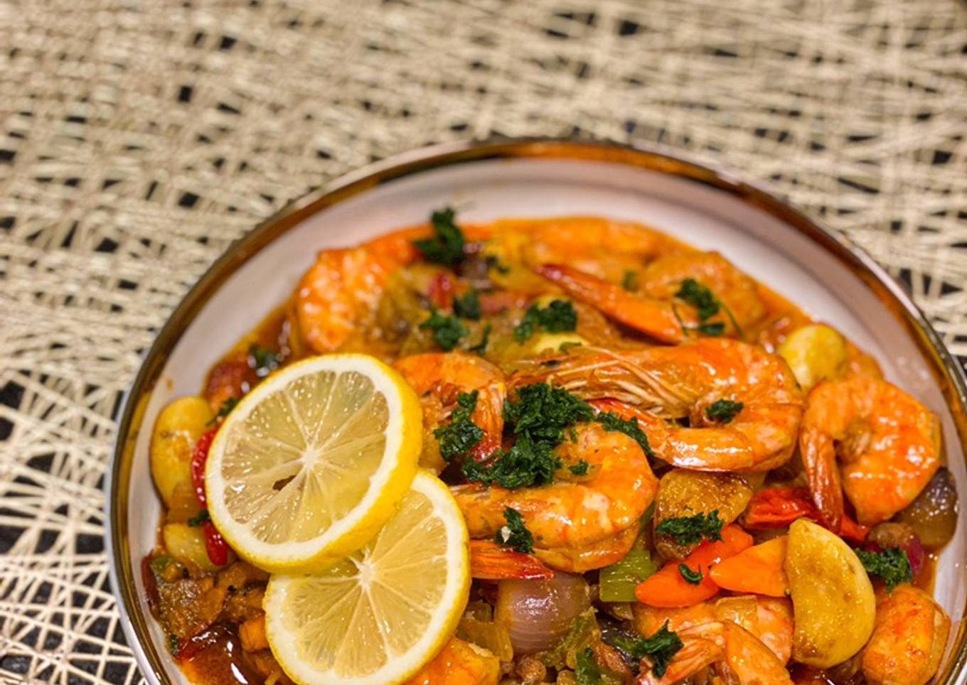 Caramelized shallot garlic shrimp ala be*tus