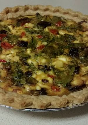 A picture of Spinach, Feta, Tomato Quiche.