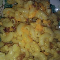 A picture of Pig in the Elbow (Bacon Mac & Cheese).