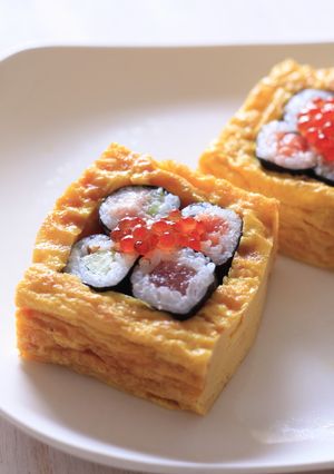A picture of Easy Decorative Sushi with Tamagoyaki.