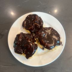 Elephant Foot (Cake) - North England Choux buns - Filled with Cream and topped with Choc - ENJOY :P A picture of Elephant Foot (Cake) - North England Choux buns - Filled with Cream and topped with Choc - ENJOY :P.