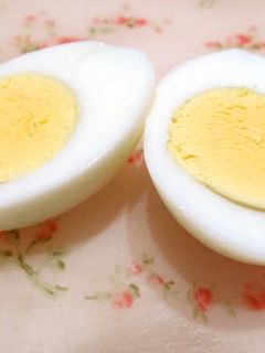 A picture of Quick, Easy and Cheap! How To Hard-Boil Eggs.