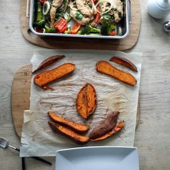 A picture of chicken special.