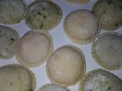 Una foto de pasta rellena roquefort