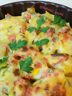 عکسی از دستور شام فوری با سس بشامل پنیری🧀
