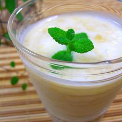 A picture of Chunky Banana Yogurt Sundae.