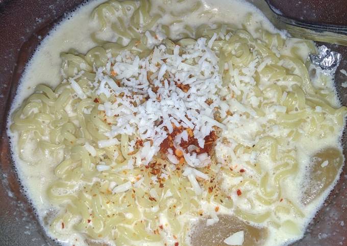 Indomie carbonara kuah 😅