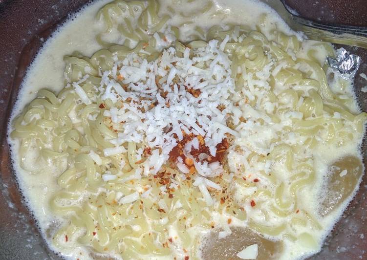 Cara Membuat Indomie Carbonara Kuah Yang Enak