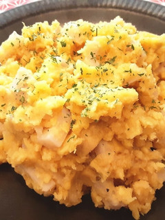 A picture of Lotus Root and Sweet Potato Peanut Butter Salad.