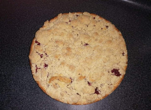 Una foto de Kuchen de miga aleman (StreuselKuchen) de frambuesas