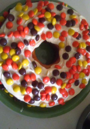 A picture of Reese Pieces Cake.