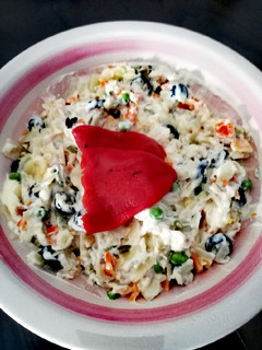 Una foto de Ensaladilla con hortalizas y verduras deshidratadas
