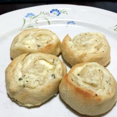 Creamy Ranch Stuffed Pinwheels A picture of Creamy Ranch Stuffed Pinwheels.