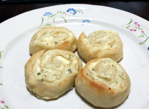 A picture of Creamy Ranch Stuffed Pinwheels.