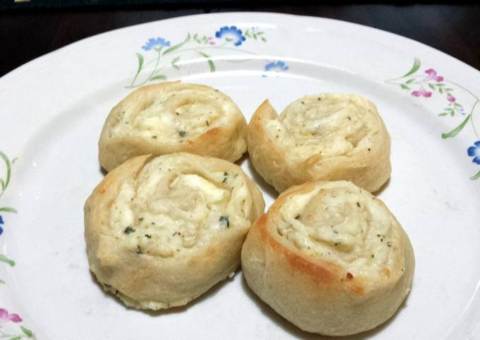 Creamy Ranch Stuffed Pinwheels