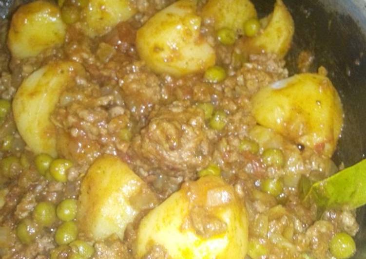 The Simple and Healthy Spicy Mince Curry