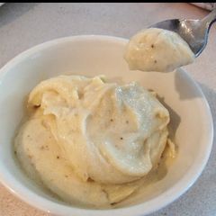 A picture of The deceptive Banana Ice cream..