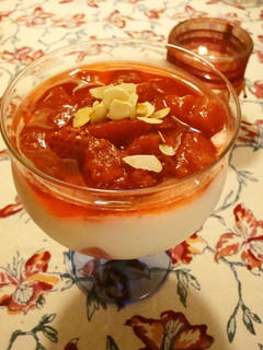 A picture of Strawberry and Rhubarb Tiramisu.