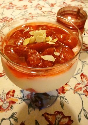 A picture of Strawberry and Rhubarb Tiramisu.