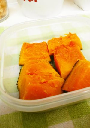 A picture of Steamed Kabocha in the Microwave.