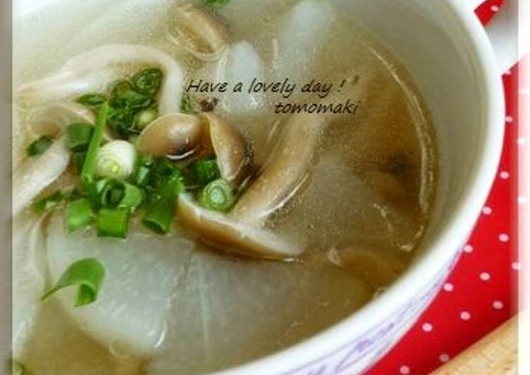 Easiest Way to Prepare Super Quick Homemade Daikon Radish &amp; Shimeji Mushroom Soup, with Wei-pa