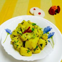 A picture of Jeera Aloo.