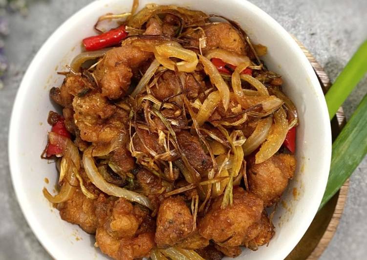 Resep Kkanpunggi 깐풍기 - Spicy garlic fried chicken Anti Gagal