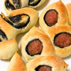 A picture of Easy Homemade Pain d'Epi (Wheat Stalk Shaped Bread).